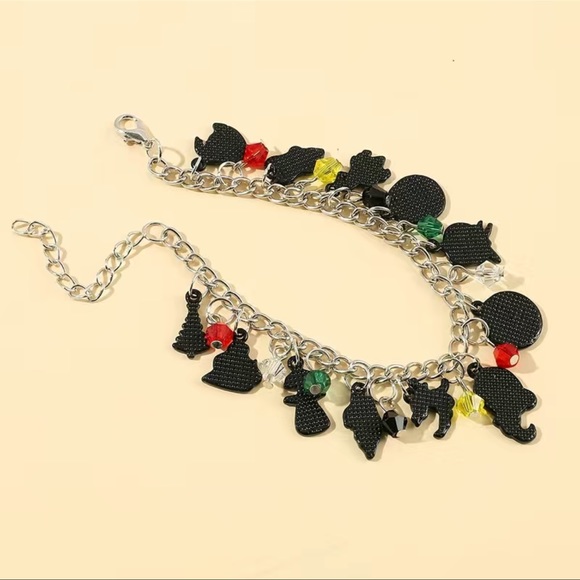 🌟Pick Any 2/$24 Sale Nightmare Before Christmas Charm Bracelet - Picture 5 of 11